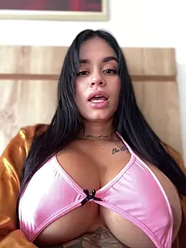 LaraHenao online show from January 9, 1:59 pm