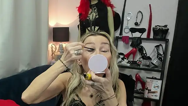 crystaLUX online show from April 16, 4:35 am