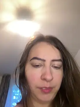 eleonoree online show from April 26, 6:05 pm