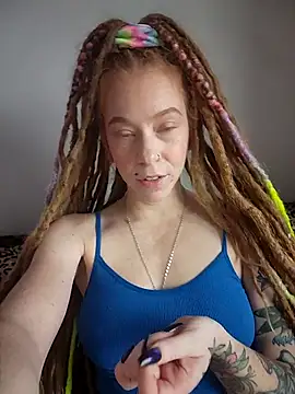 LucidLucy online show from December 2, 3:14 pm