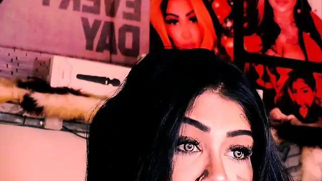 indian dreamgirl online show from November 24, 9:17 pm