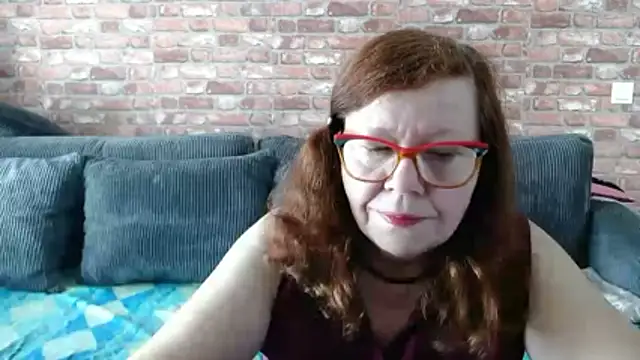 Adelewildx online show from February 28, 11:42 am