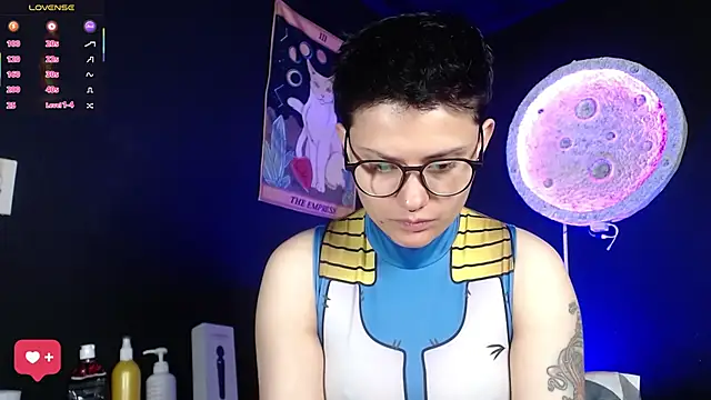 girl intense444 online show from February 21, 1:23 pm