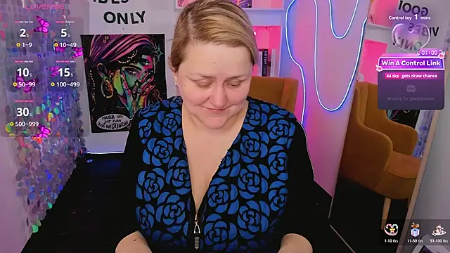 ScarlettSoft online show from February 24, 5:39 am