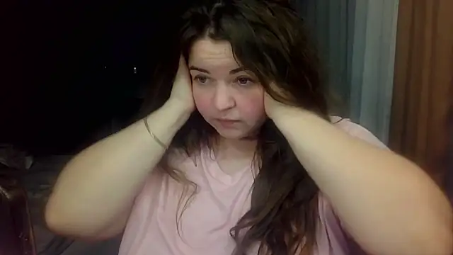 cute  cherry online show from February 28, 11:37 pm