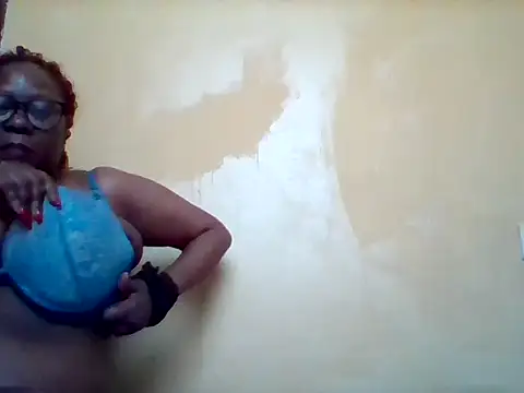 Africangal online show from October 19, 10:06 am