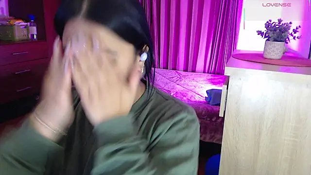 princesskelly online show from October 21, 3:54 am