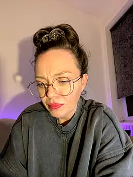 FemDom RubyKnightXXO online show from November 2, 7:28 pm