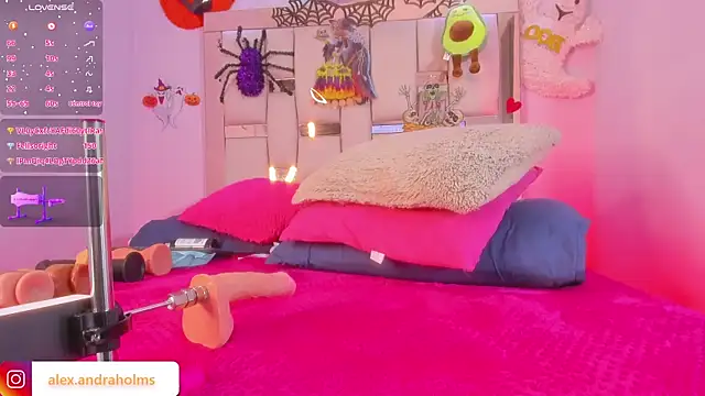 Snapshot of lysa_thomas chatting on October 31, 4:25 am lysa thomas online show from October 31, 4:25 am