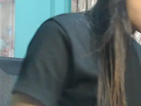 Snapshot of NancyRuvi chatting on October 2, 5:18 pm NancyRuvi online show from October 2, 5:18 pm