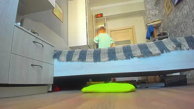 DUSSY PUSSY online show from September 19, 6:01 am