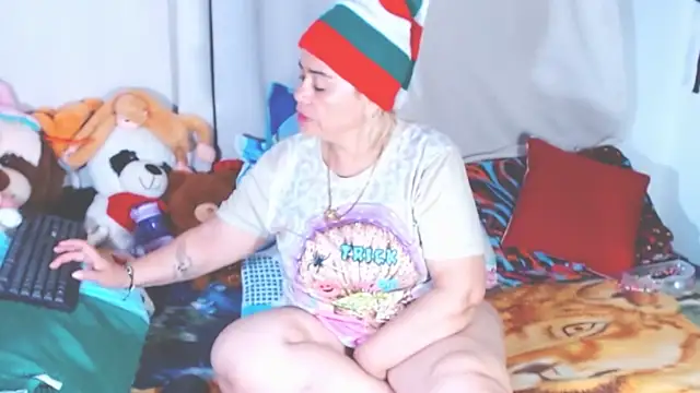 estrellita fugaz16x online show from December 18, 4:50 am