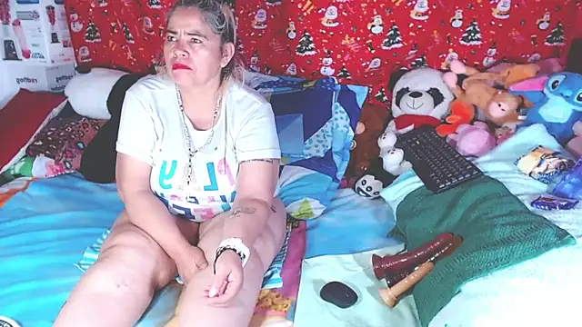 estrellita fugaz16x online show from March 4, 4:30 am