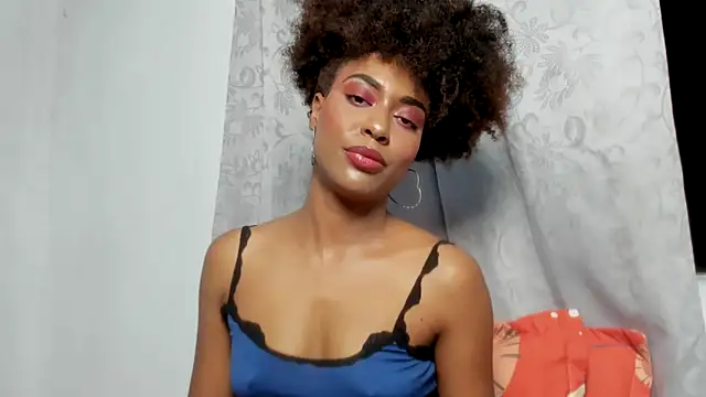 thaimy  online show from November 6, 11:21 pm