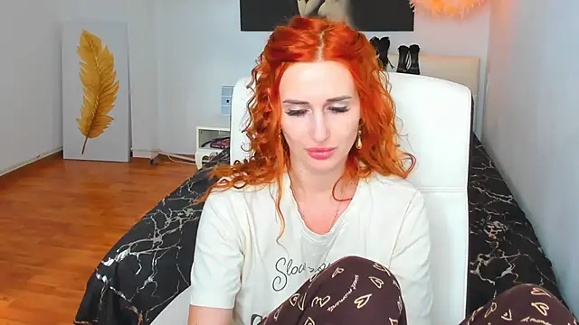 Red Fairy  online show from June 18, 6:15 am