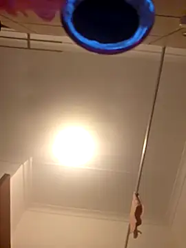 Galcraze online show from January 8, 8:35 pm