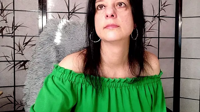  Sweetlonglips  online show from March 10, 7:56 am