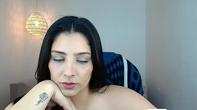 YummyAnna  online show from February 24, 8:07 pm