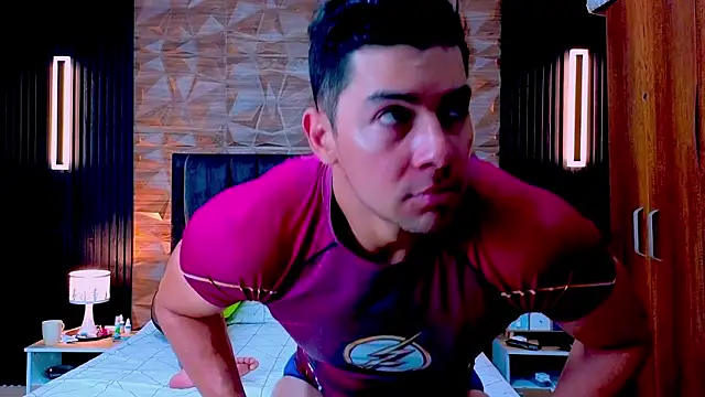 FelipeAndMarcello3 online show from March 10, 2:10 pm