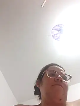 karlythothxh online show from October 26, 7:42 pm