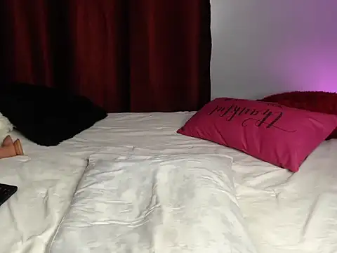 Naughtymis online show from November 15, 12:11 am