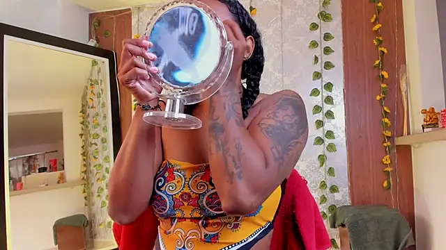 kelly thomson online show from February 26, 1:54 pm