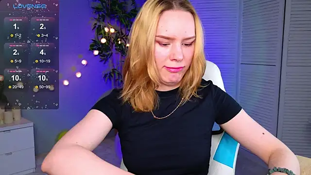 Ramona    online show from March 31, 1:22 pm