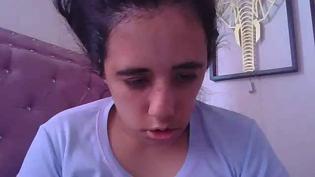 annarose19 online show from October 21, 7:51 pm