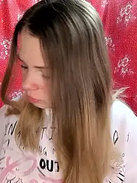 Zuli Kiska online show from March 22, 7:31 pm