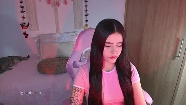 iriswest  online show from February 24, 12:54 am