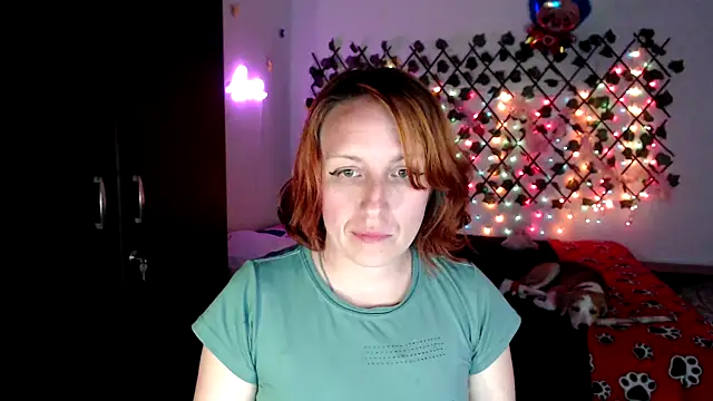 kittykalor09 online show from March 31, 3:39 am