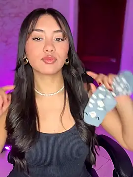 Soy Daniela online show from February 21, 2:45 am