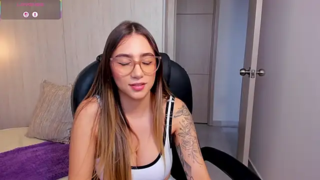 StacyConner online show from November 14, 8:31 pm