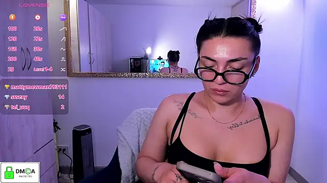EricaVanderhill online show from June 14, 2:24 am