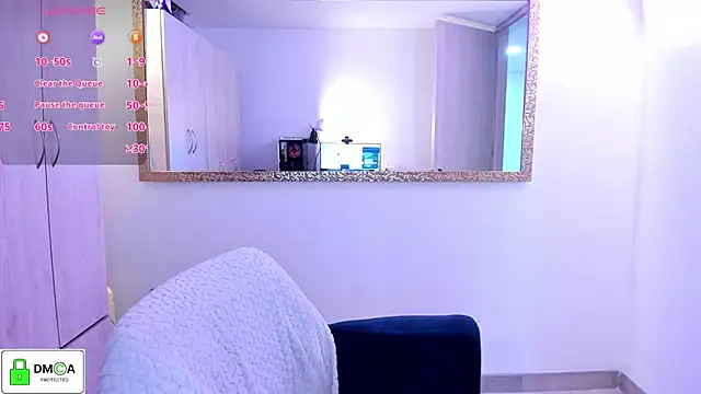 EricaVanderhill online show from June 8, 1:28 am