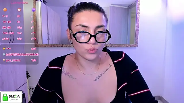 EricaVanderhill online show from June 15, 2:34 am