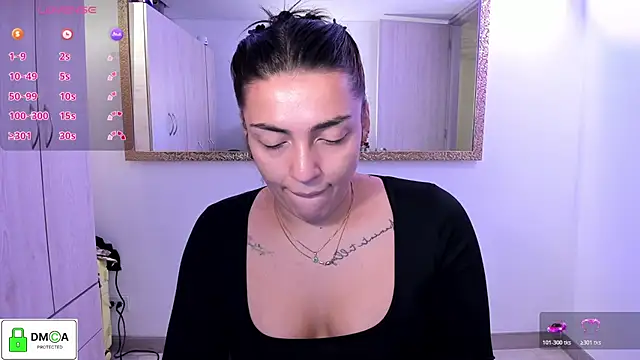 EricaVanderhill online show from July 15, 1:21 am