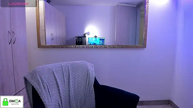 EricaVanderhill online show from May 9, 12:34 am