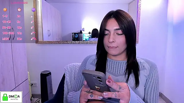 EricaVanderhill online show from May 31, 1:33 am