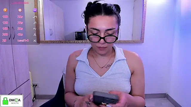 EricaVanderhill online show from May 31, 11:17 pm