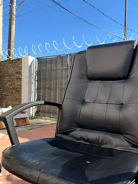 Snapshot of Alicbranca chatting on September 28, 12:32 pm Alicbranca online show from September 28, 12:32 pm