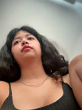 Peach Girll online show from April 15, 3:34 pm