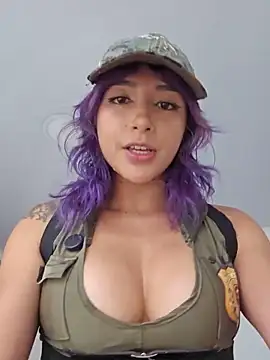 LucyAllenX online show from May 20, 7:11 pm