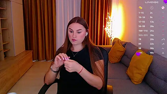  Mia Adams online show from November 7, 10:10 am