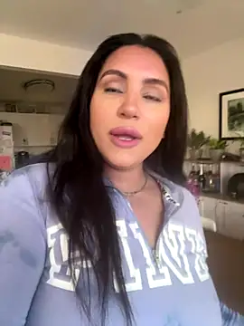 MeghanXO online show from September 13, 11:13 pm