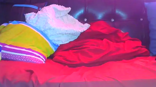 Queenofthenightx online show from March 27, 6:26 am