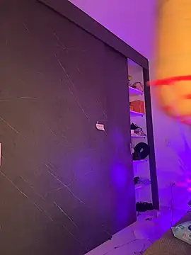 stormyy  online show from December 1, 10:34 pm