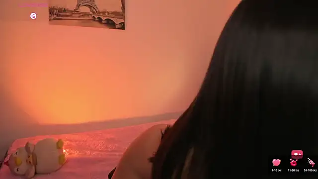 AmelieCiel online show from December 19, 11:30 pm