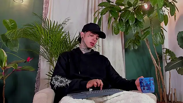 Aron ford online show from June 26, 2:46 am