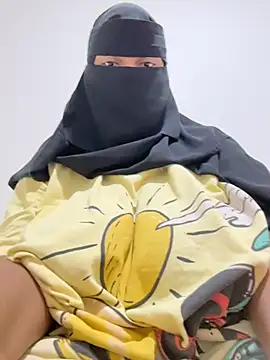 Snapshot of Submissive_Arab chatting on October 9, 7:40 pm Submissive Arab online show from October 9, 7:40 pm